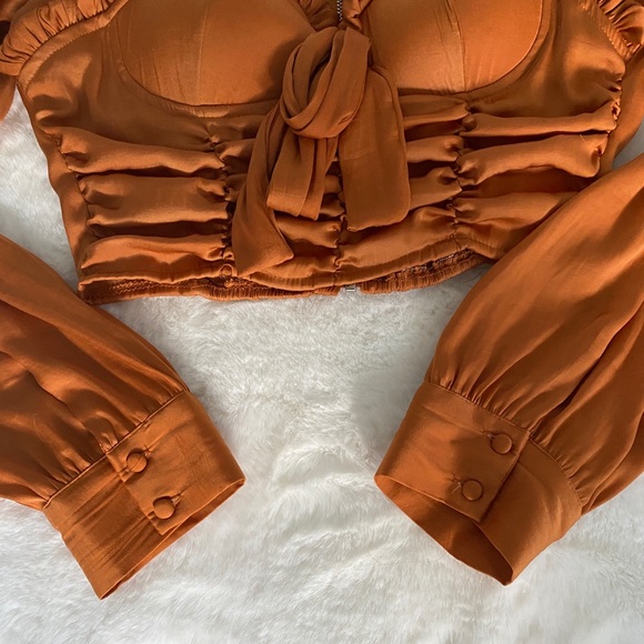 •🔴 Sold FashionNova Sweetheart Neckline blouse - Picture 4 of 6